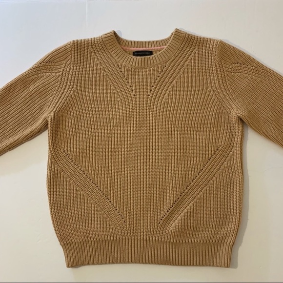 Banana Republic Crew Neck Knit Sweater - Picture 2 of 7